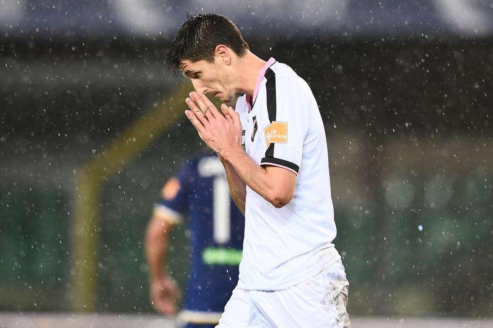 Serie B, Verona e Palermo si spartiscono la posta in palio