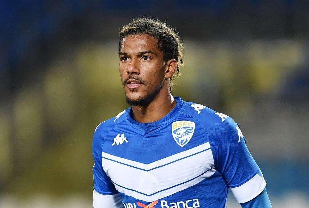 Serie B, i parziali dei match delle 14: Brescia a valanga