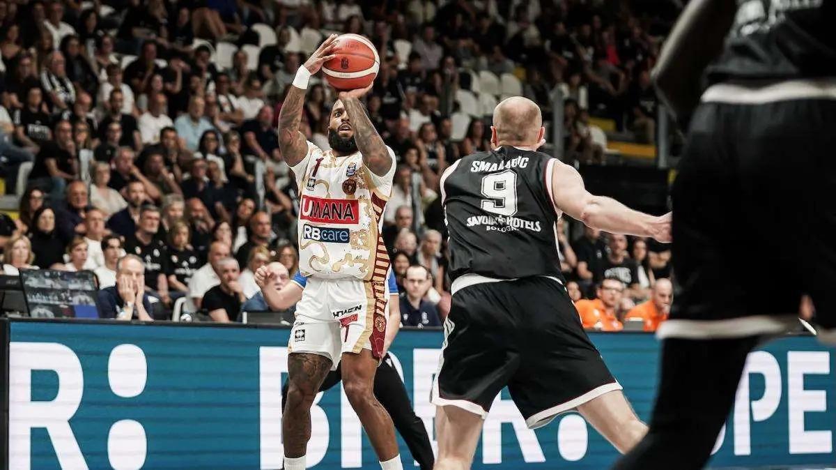 Reyer, è addio con RJ Cole: si trasferisce all'Olimpia Milano