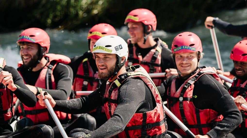 Il Venezia non si ferma, sessione di rafting per il team building