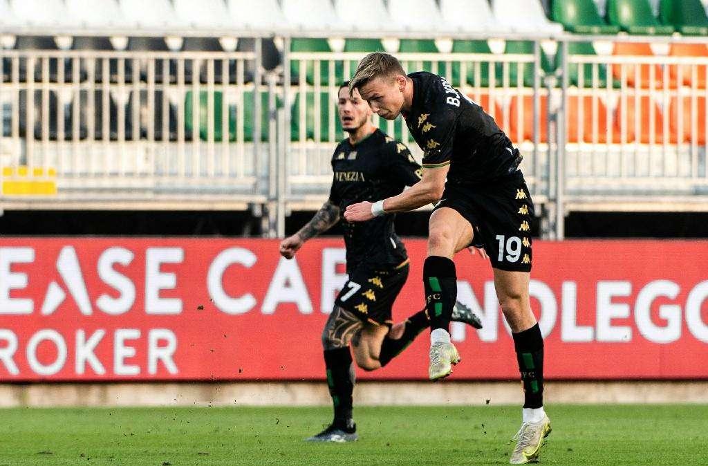 UFFICIALE: Bjarkason passa al Catanzaro in prestito