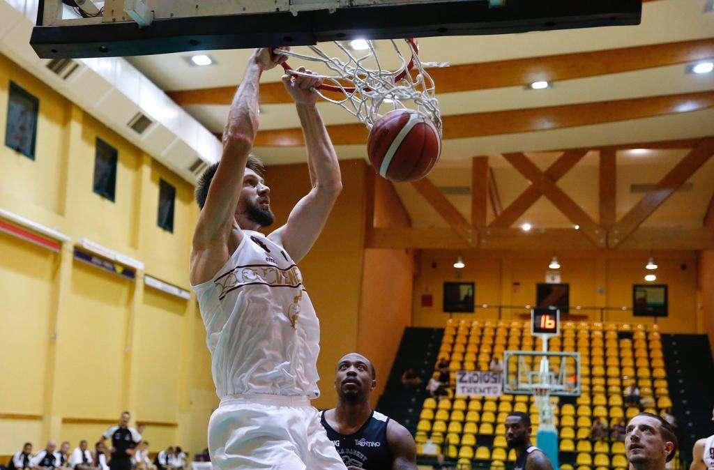 La Reyer in amichevole non ingrana, Trento si impone per 65-81