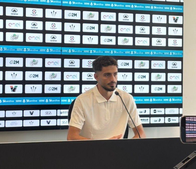 Venezia, Rrhamani: "Mi sento un numero nove. Ronaldo è un mio modello"