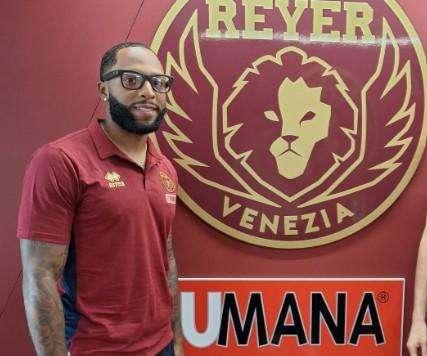 Reyer, RJ Cole: "La Reyer è un grande club. Ogni giorno ci spingono a migliorare per arrivare ad eccellere"