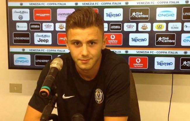Vrioni: "Impressione positiva nonostante la sconfitta, cerco di dare sempre il massimo anche quando non sono al meglio"