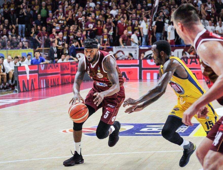 Vittoria all'esordio contro la Fiat Torino per la Reyer