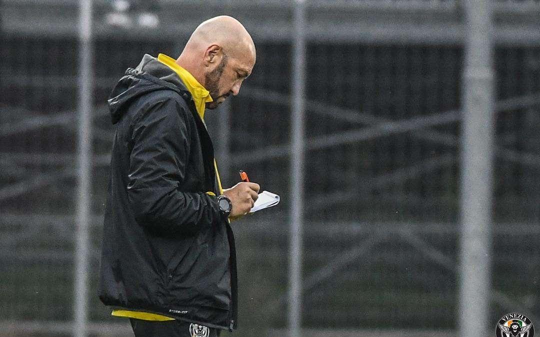 Zenga: "In questo momento non voglio parlare" 
