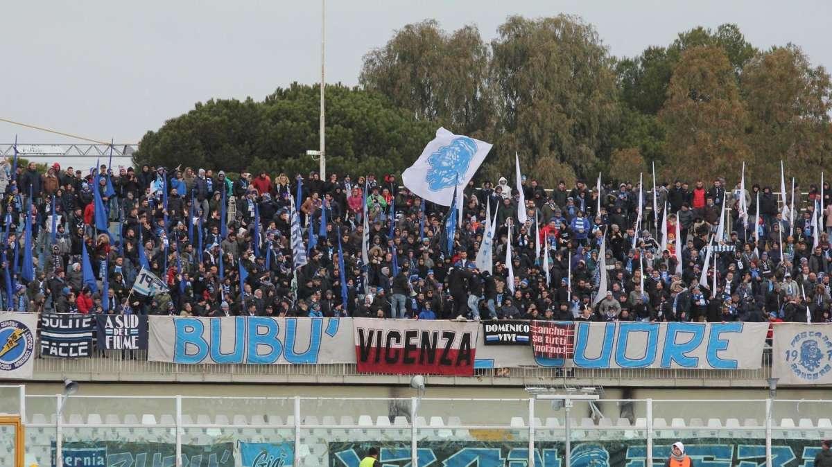 La ASL blocca il Pescara fino al 26 aprile, ora i play off potrebbero slittare