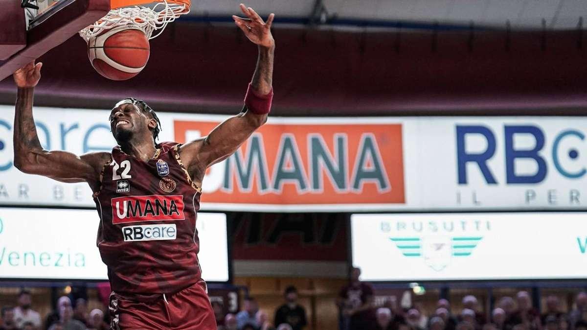 Reyer-Bologna 78-73: l'Umana recupera e vince. Ora gara 4 