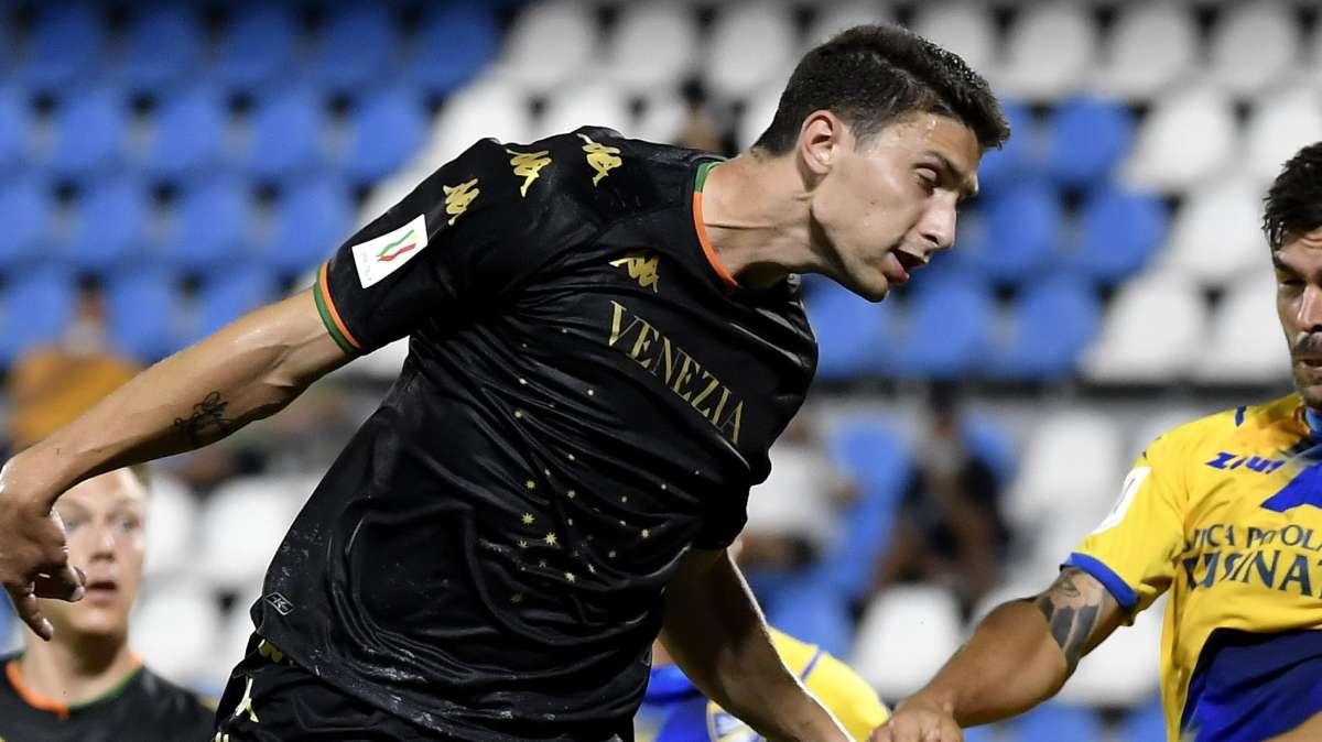 Caldara neanche in panchina contro il Torino, il difensore è febbricitante