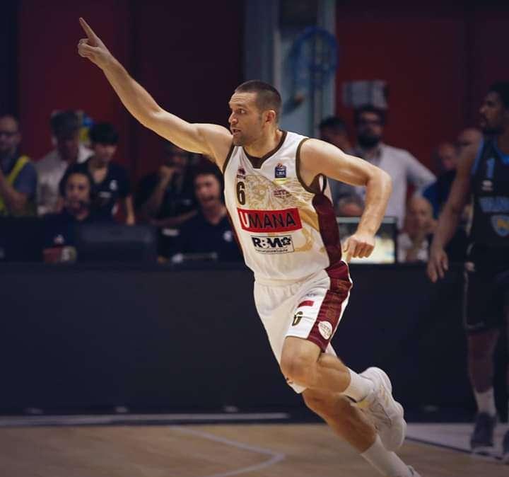 Venezia vince con Cremona gara 5 e vola in finale
