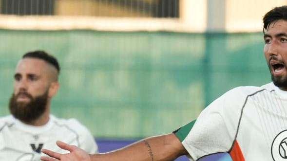 Venezia, da oggi disponibili negli store Prima e Seconda maglia con sponsor