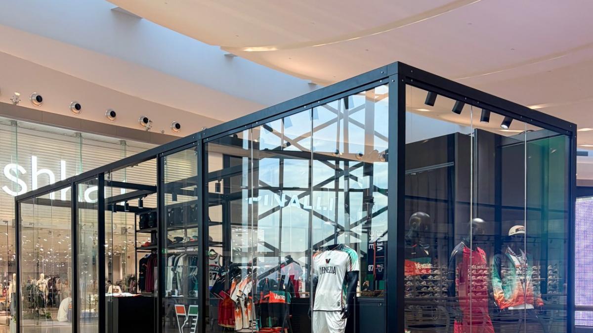 Venezia, apre un nuovo store al centro commerciale Nave de Vero