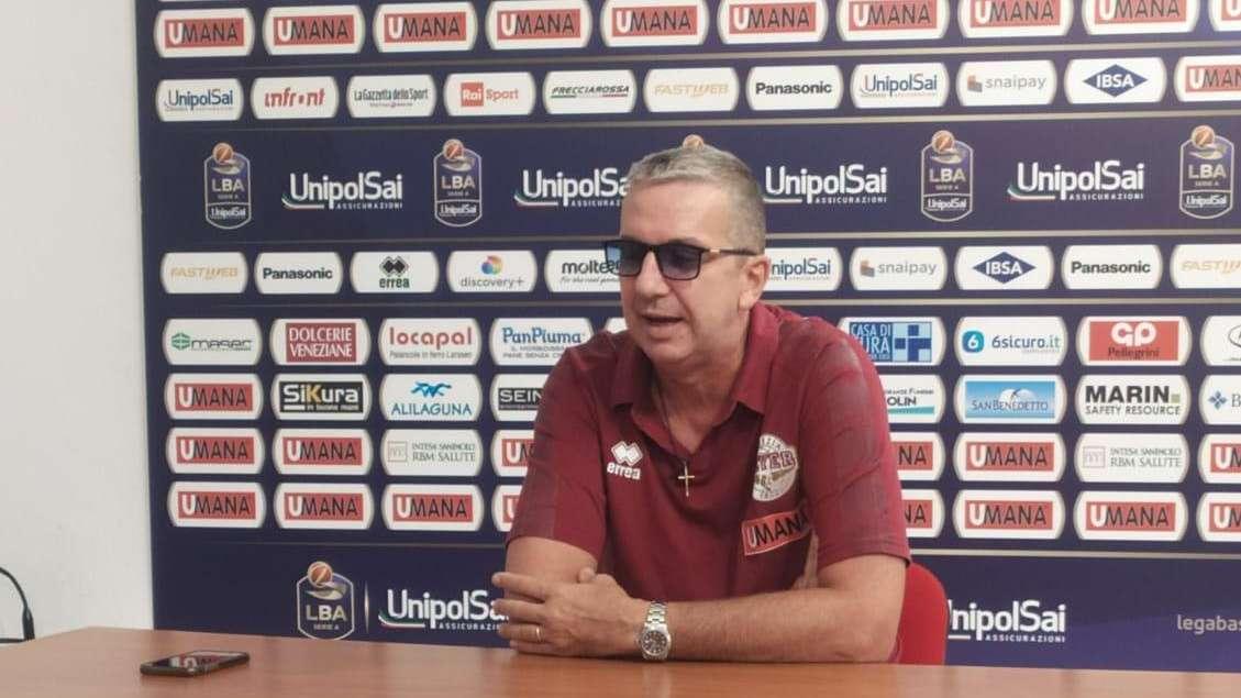De Raffaele: "E' stato un buon esordio ma dobbiamo continuare a  lavorare per trovare l'assetto migliore"