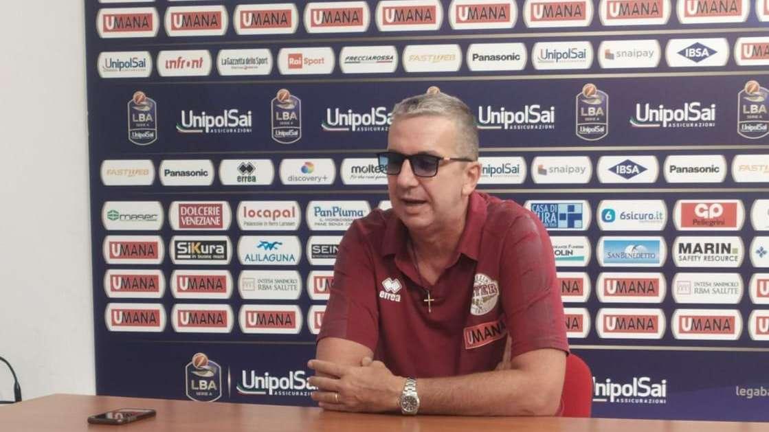 De Raffaele: "Abbiamo ottenuto questa vittoria con tanto sacrificio contro una squadra importante"