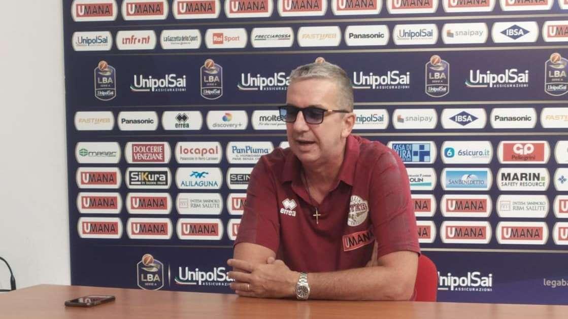 De Raffaele: "Tortona è riuscita ad alzare il ritmo mentre noi abbiamo perso un po' di fiducia"
