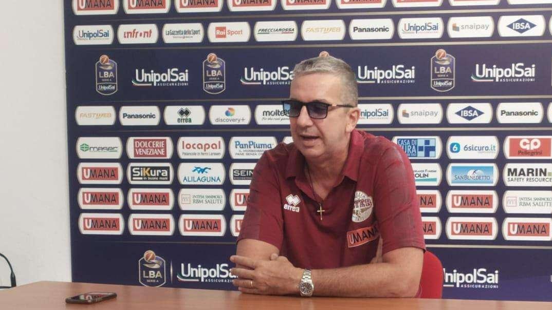 De Raffaele: "Domenica a Brindisi dovremmo avere grande attenzione difensiva per tutti i 40 minuti"
