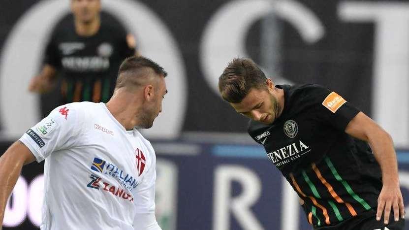 Vrioni: "Calo di attenzione da parte di tutti, contro il Palermo grande partita"