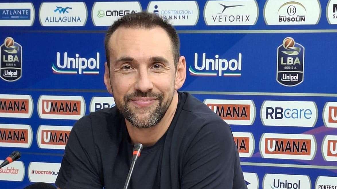 Brescia, Poeta: "Tutti i giocatori hanno portato il loro mattoncino per la vittoria"