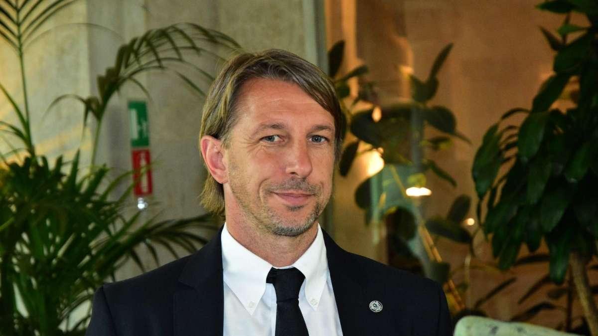Mister Vecchi dà la carica per la nuova stagione: "Si vive di sogni! Pronti a dare tutto"