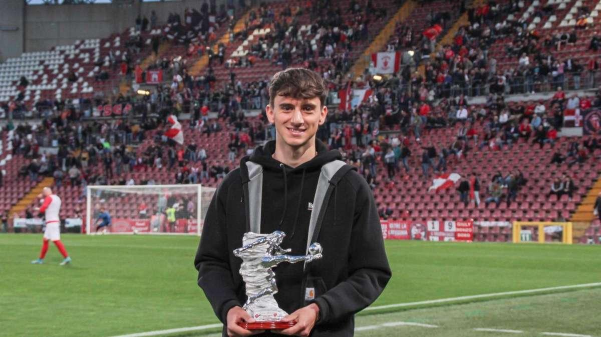 Nicolas Galazzi premiato come miglior giocatore della Triestina 2021/2022
