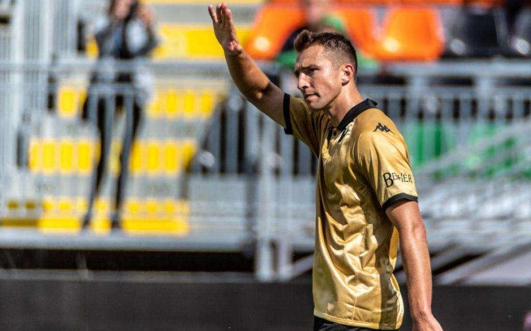 Bari, Novakovich: "Non so perchè negli ultimi anni io abbia segnato pochi gol"