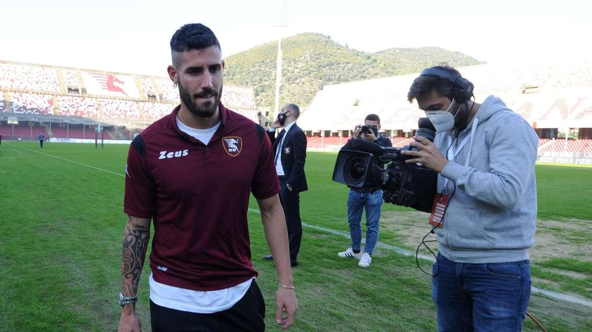 Tutino lancia la Salernitana in cima alla classifica della Serie B