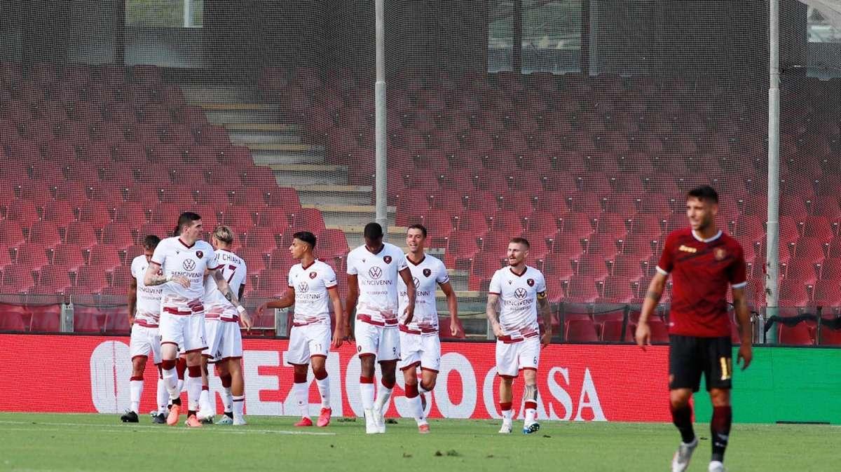 Gazzetta del Sud: "Reggina strepitosa a Venezia"