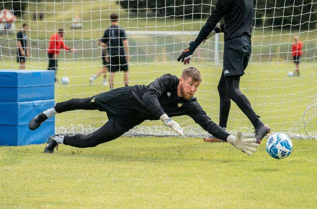 Joronen: "Pensiamo una gara per volta per rialzarci. Modelli? Buffon e Van der Saar"