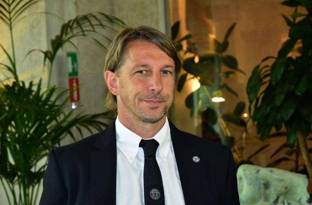 Corsa tra due ex per la panchina del Chievo Verona