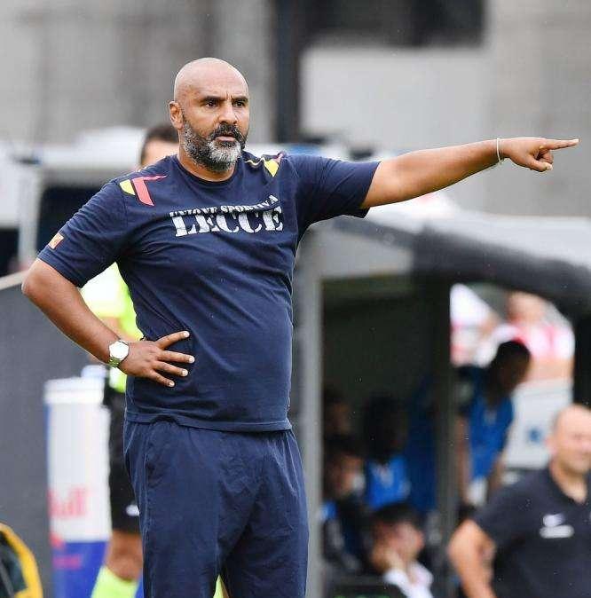 Lecce, Liverani: "Più incisivi sottoporta e migliore gestione della sofferenza, solo così possiamo battere il Venezia"