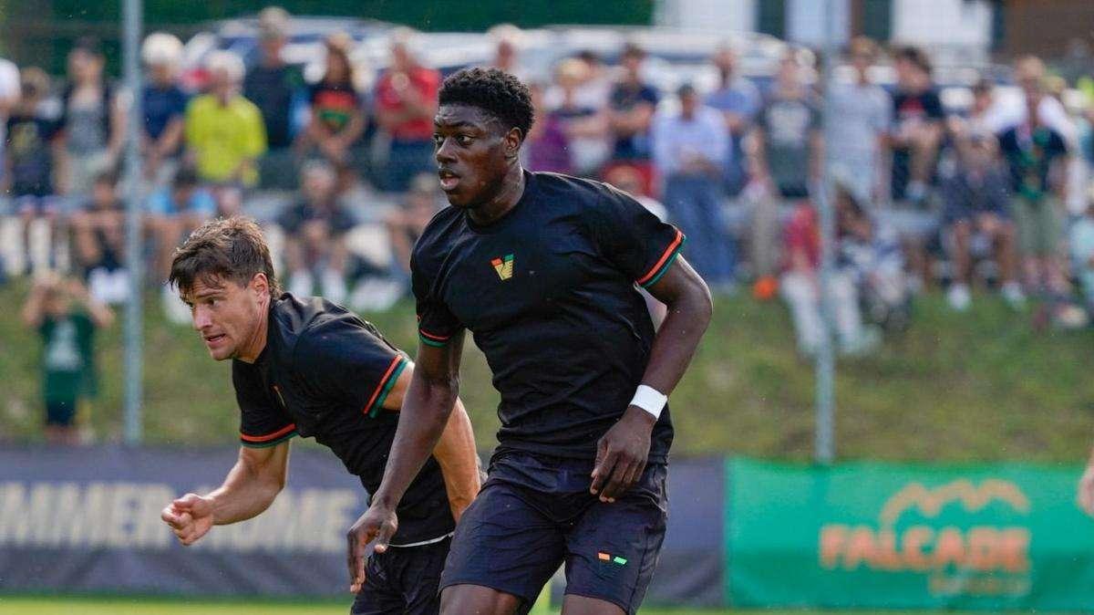 Venezia, Doumbia: "Stroppa mi ha chiesto di premere sull'acceleratore, è stato bravo a crdere fin da subito nella squadra"