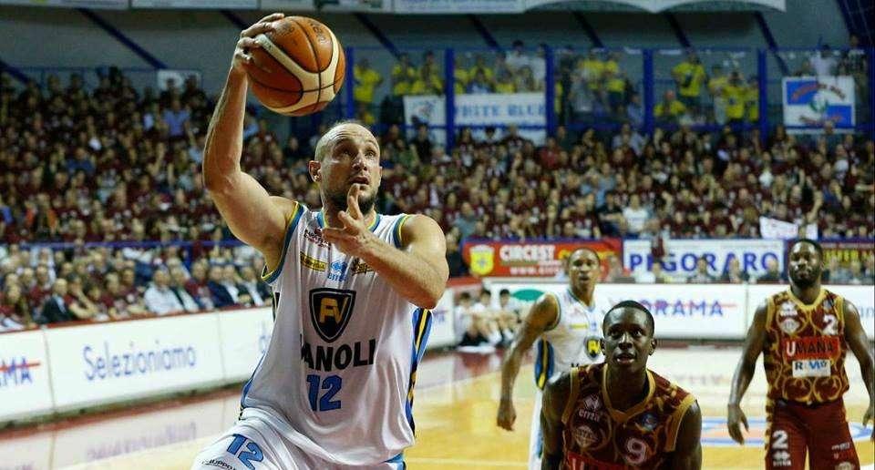 Pistoia pronta a scendere in A2, Cremona a rischio crack
