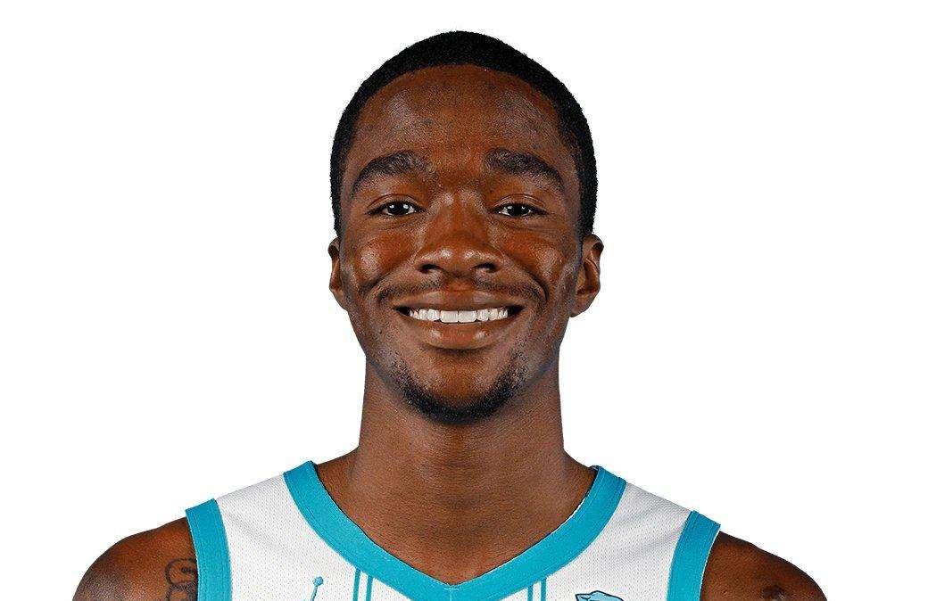 Accostato anche alla Reyer, Sumner ha ora una ricca offerta di Trapani