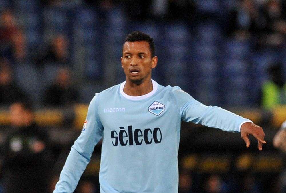 Nani alle visite mediche, se andranno per il verso giusto si andrà alle firme