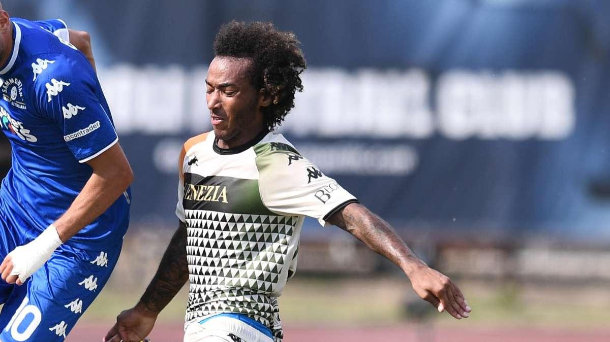 Le pagelle di Busio: il talentino del Venezia non trema a San Siro ma finisce la benzina