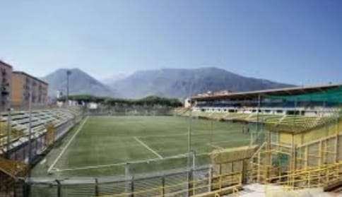 Scommesse sulla Serie B, spettacolo a Venezia, Empoli e nel match della Juve Stabia, chiusa la partita di Pisa