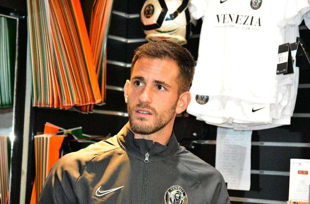 Venezia-Reggiana, PAGELLE, Pomini salvifico, Aramu ne decide un'altra