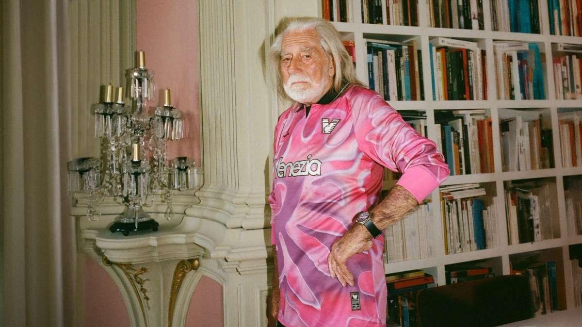 Venezia, dopo la maglia prematch presentata la divisa dei portieri