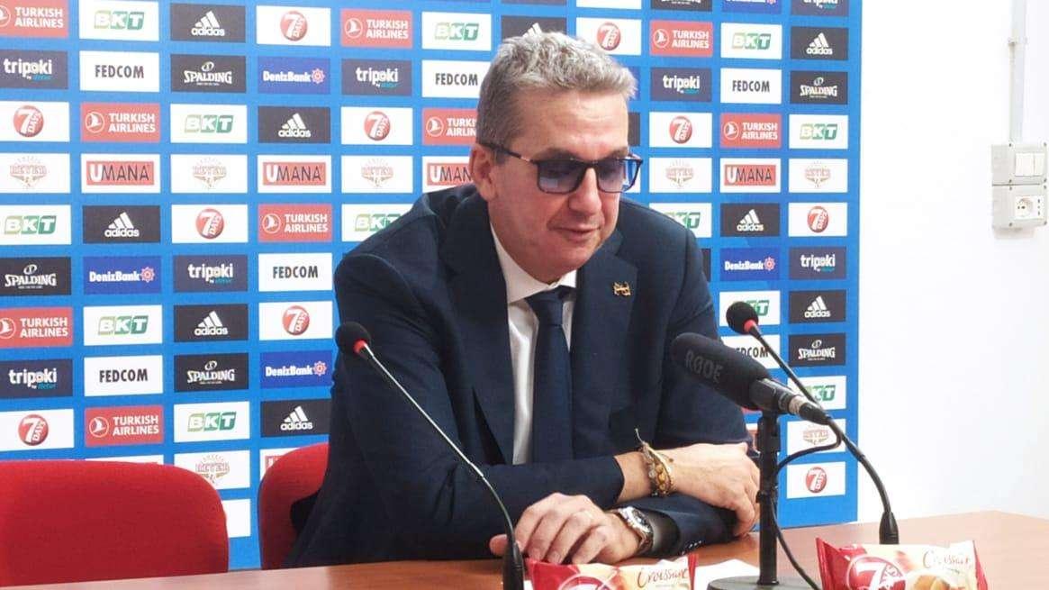 Coach De Raffaele presenta la nuova stagione della Reyer