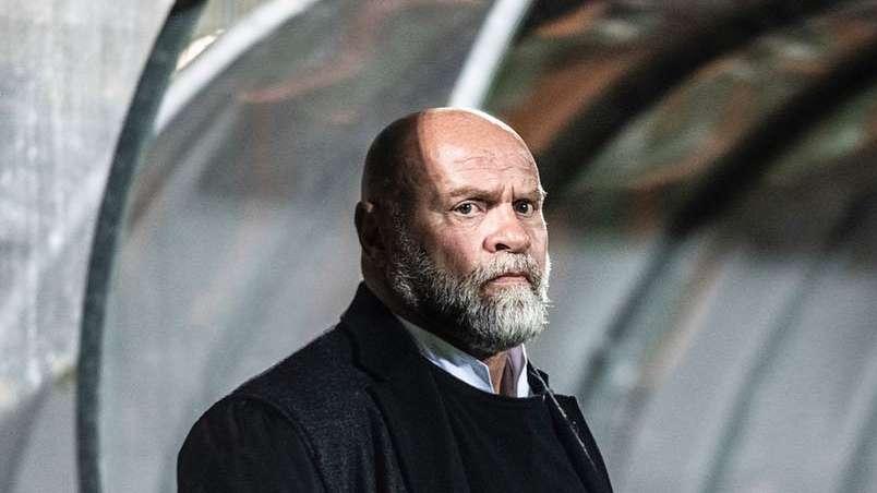 Cosmi in conferenza è amareggiato: "Prestazione tutt'altro che buona, abbiamo due settimane per lavorare sui limiti, perchè giocando così più di un punto non lo fai"
