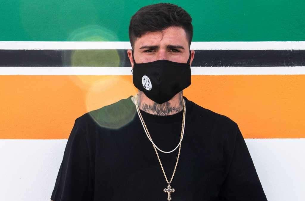 Una mascherina del Venezia FC in omaggio con una spesa minima di € 30,00 sul merchandising del club