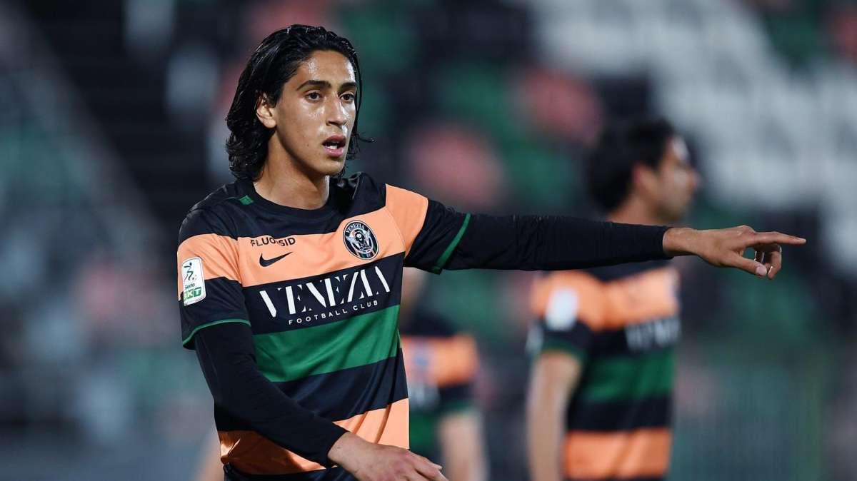 Fiorentina, Maleh: "Sono contento di aver raggiunto un obiettivo importante a Venezia, ora voglio fare bene con la Fiorentina"