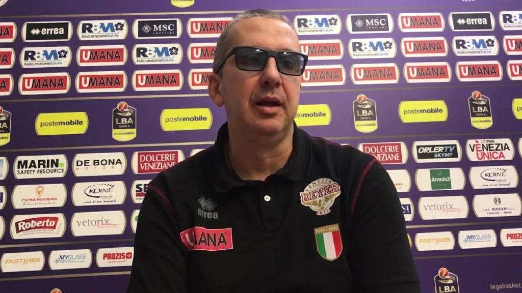 De Raffaele pre Brindisi: "Probabilmente non ci saranno Tonut e Stone, dobbiamo ritrovare solidità difensiva"