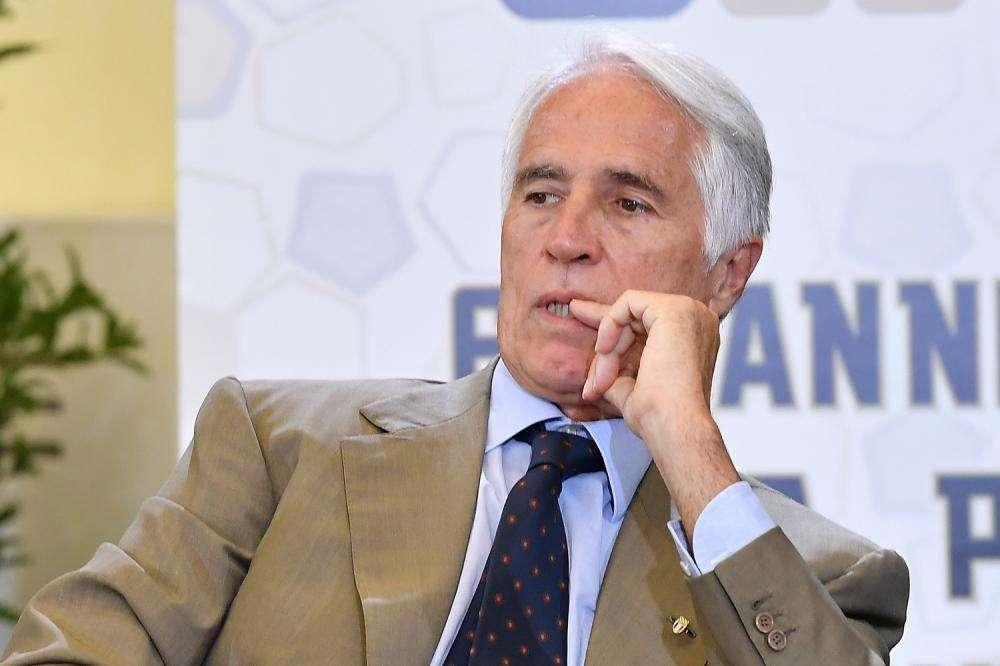 Malagò: "Orientativamente si vuole riprendere il 20 maggio. Serve però la garanzia di diversi elementi e attualmente c'è confusione"