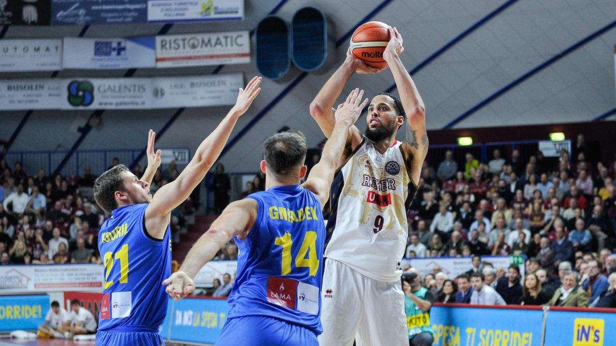 La Reyer fa il suo dovere, con Opava finisce 102-81