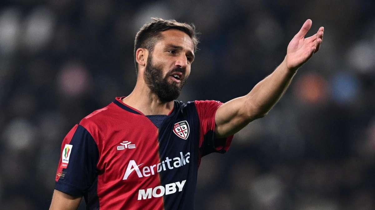 Cagliari, Pavoletti: "Rientrai per la grande salvezza del 20-21, poi arrivò Venezia..."