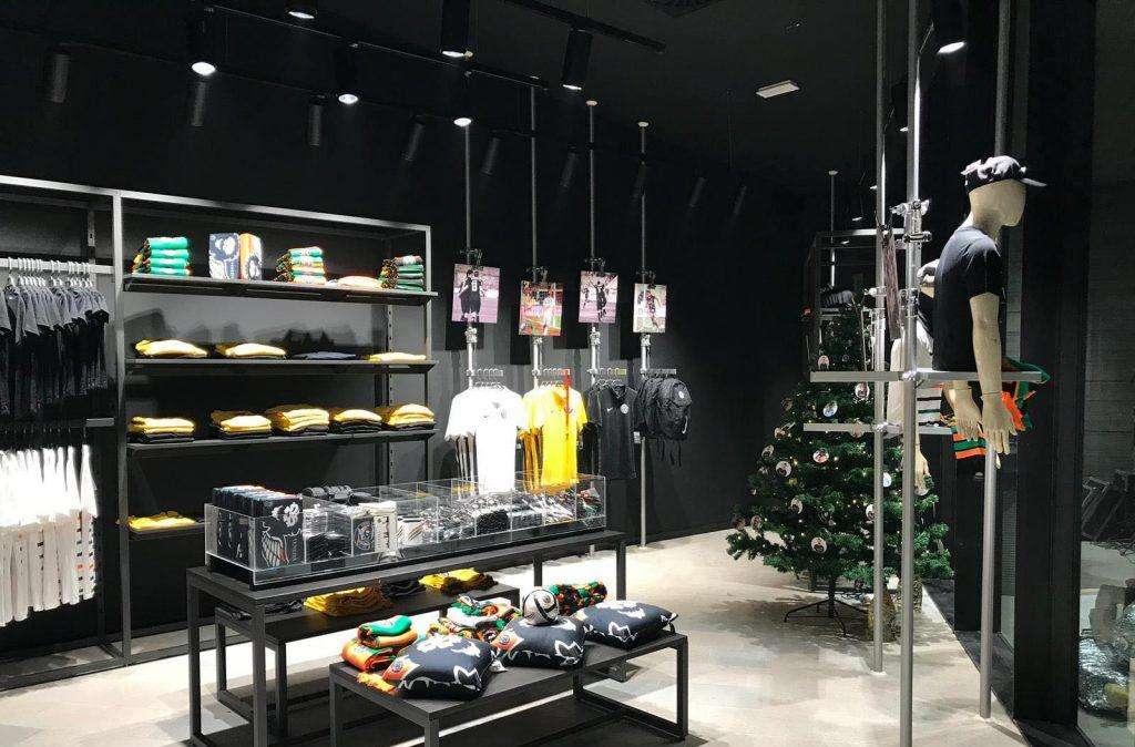 Orari del nuovo Store Ufficiale in M9