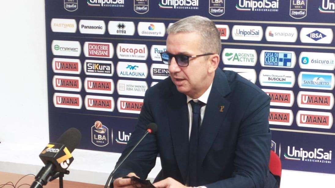 De Raffaele: "Siamo stati molto bravi a crescere difensivamente nel corso della partita"