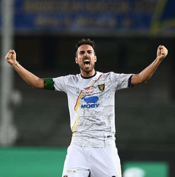 Serie B, colpaccio del Lecce al Bentegodi
